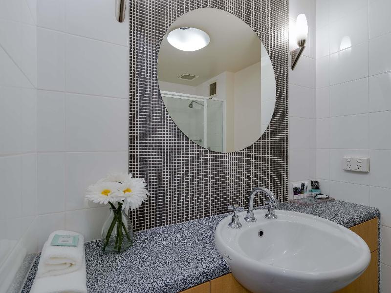 Mercure Albury image