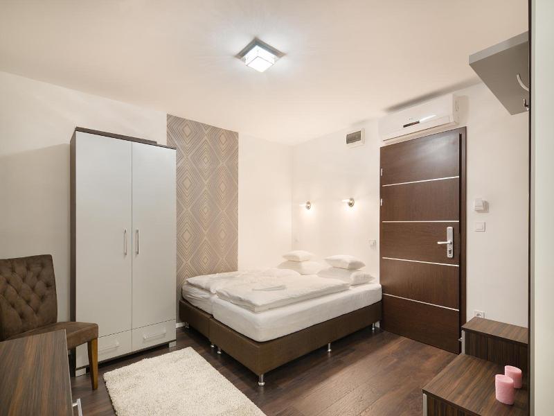 Paulay Downtown Apartments image