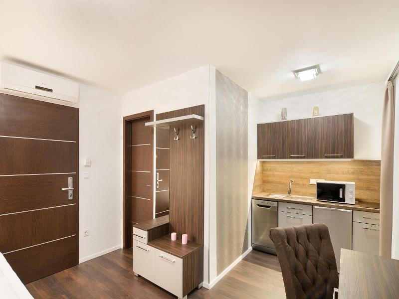 Paulay Downtown Apartments image