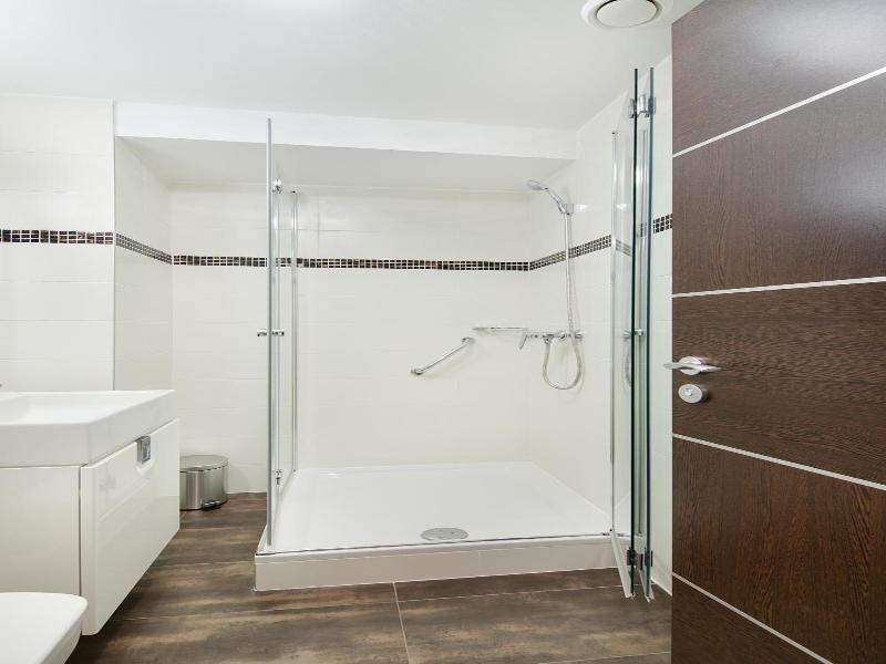 Paulay Downtown Apartments image