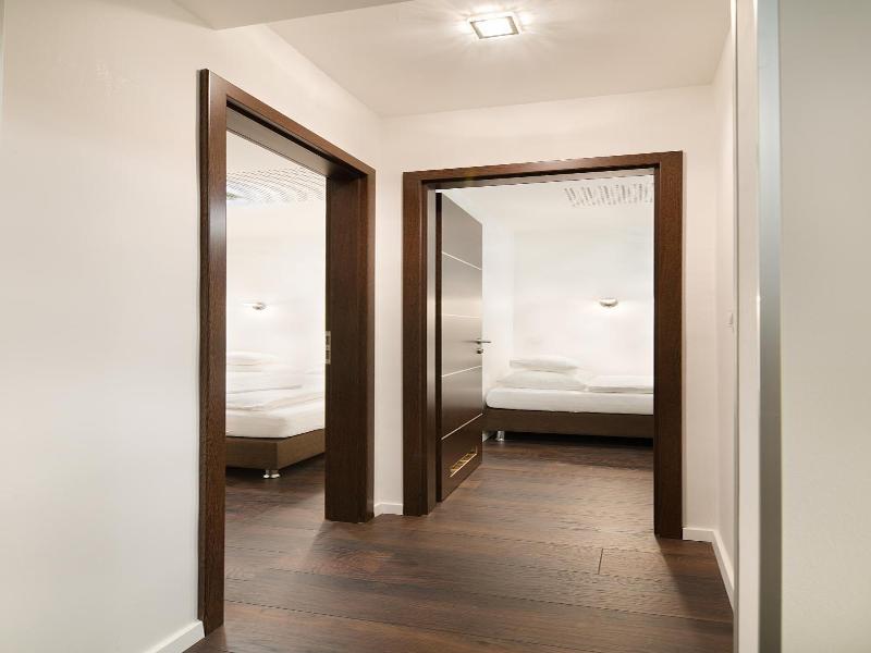 Paulay Downtown Apartments image