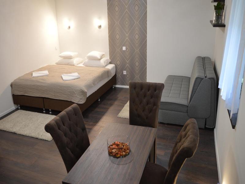 Paulay Downtown Apartments image