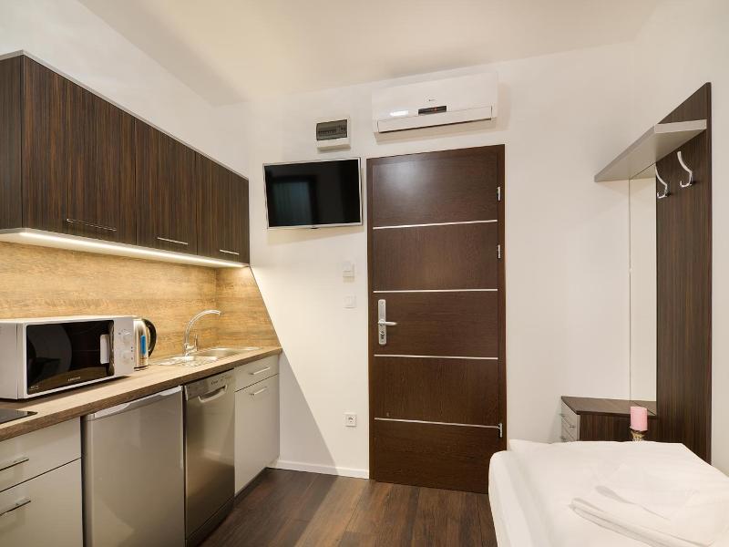 Paulay Downtown Apartments image