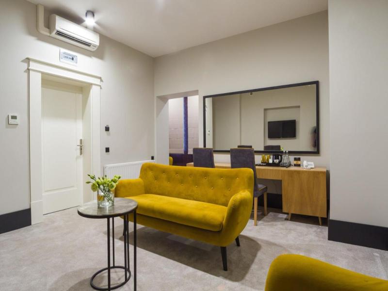 Hotel Nihil Novi image