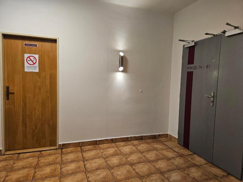 Hotel Trim image