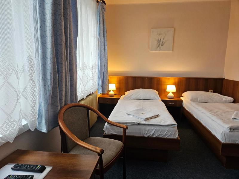 Hotel Trim image