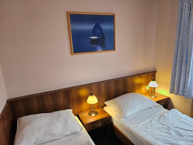 Hotel Trim image