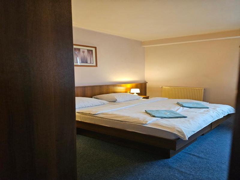 Hotel Trim image