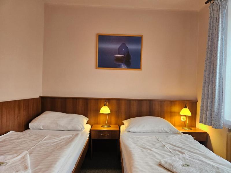 Hotel Trim image