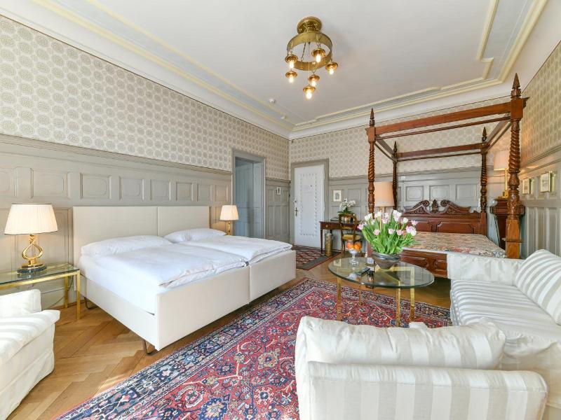 Hotel Park Villa image