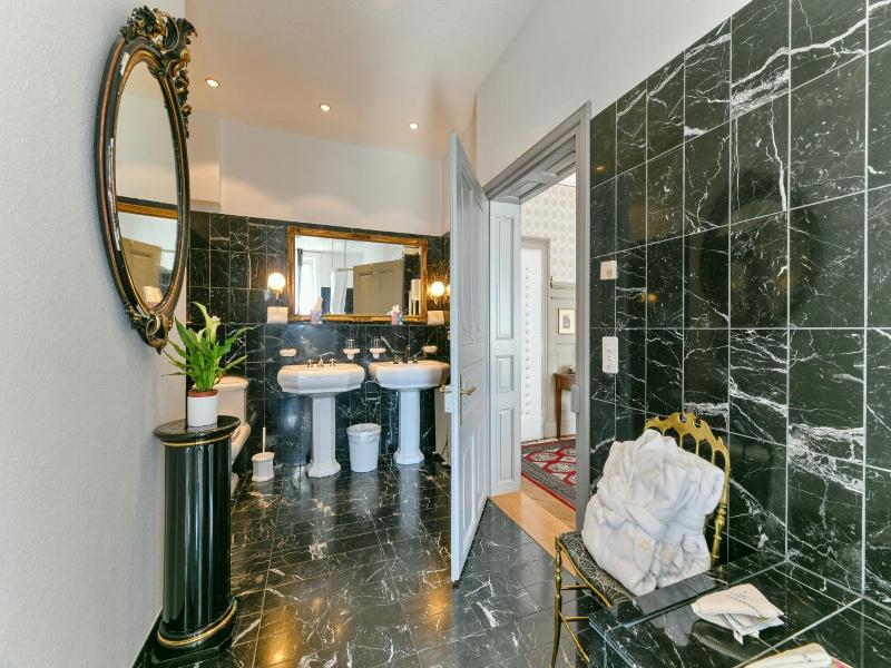 Hotel Park Villa image