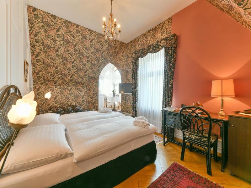 Hotel Park Villa image
