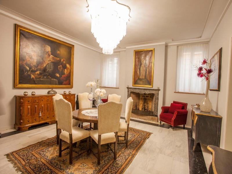 Martins Residence De Luxe