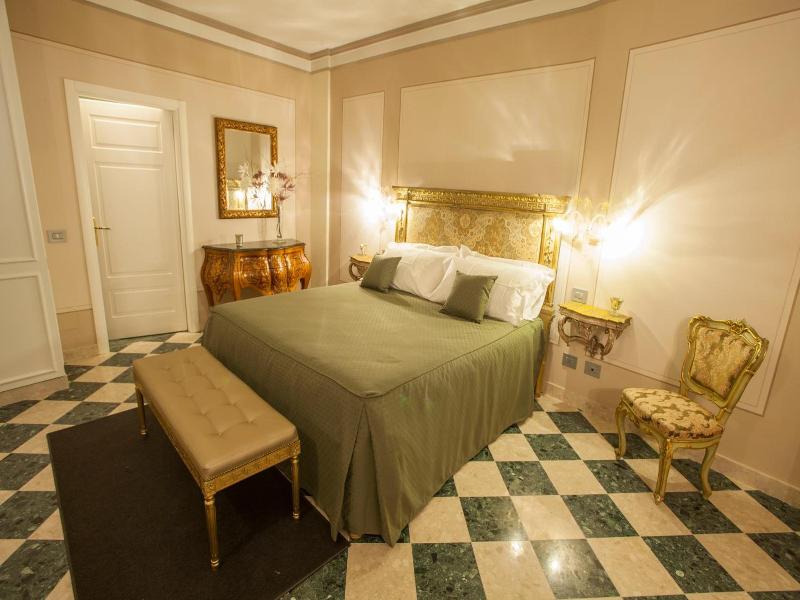 Martins Residence De Luxe image