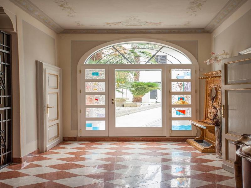 Martins Residence De Luxe image