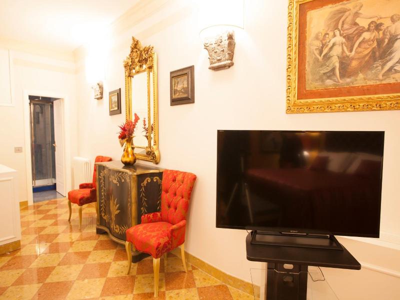 Martins Residence De Luxe image