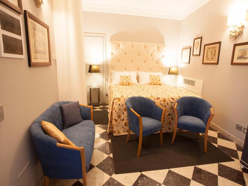 Martins Residence De Luxe image