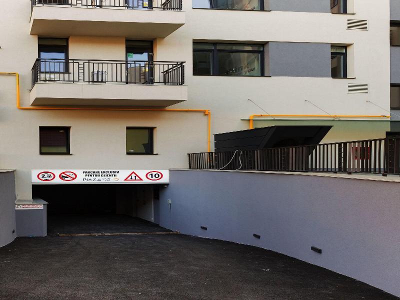 Plaza35 image