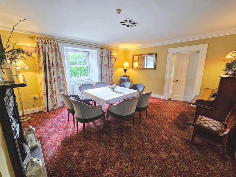 The Glenbeigh Hotel image