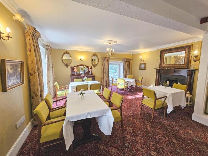 The Glenbeigh Hotel image
