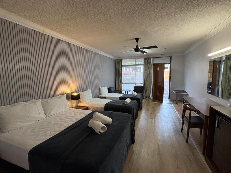 Cumberland Motor Inn image