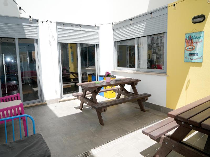 New Art Hostel Albergue Juvenil image