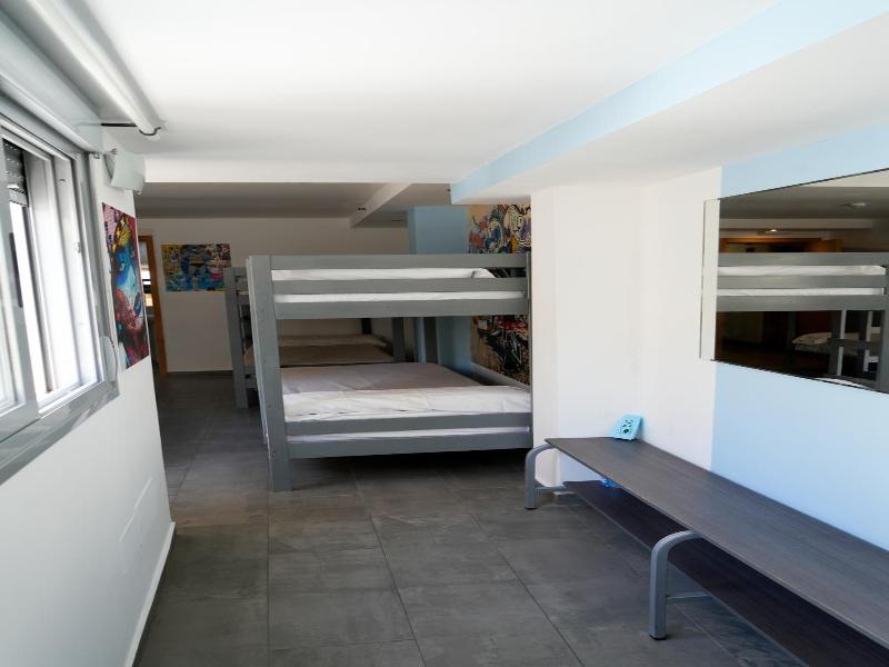 New Art Hostel Albergue Juvenil image