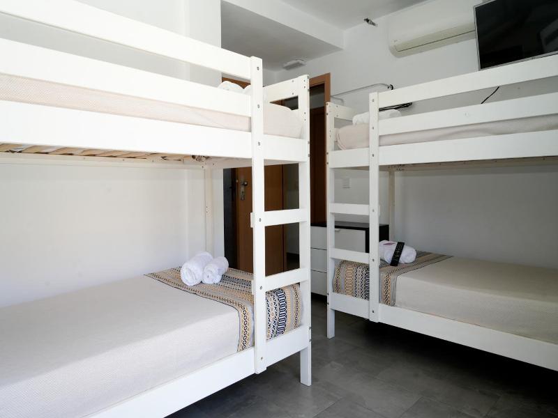 New Art Hostel Albergue Juvenil image