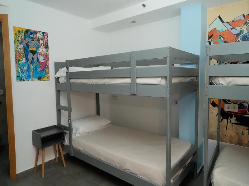 New Art Hostel Albergue Juvenil image