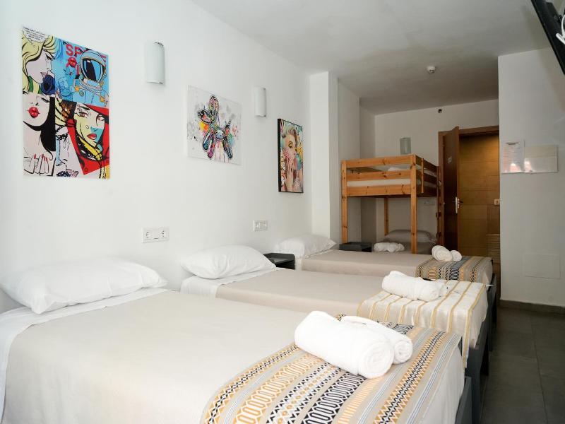 New Art Hostel Albergue Juvenil image