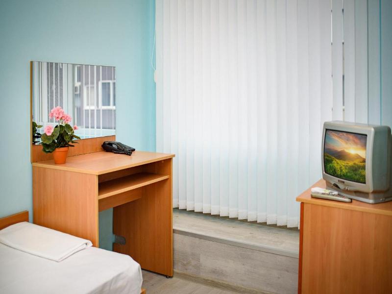 Family Hotel Varna image