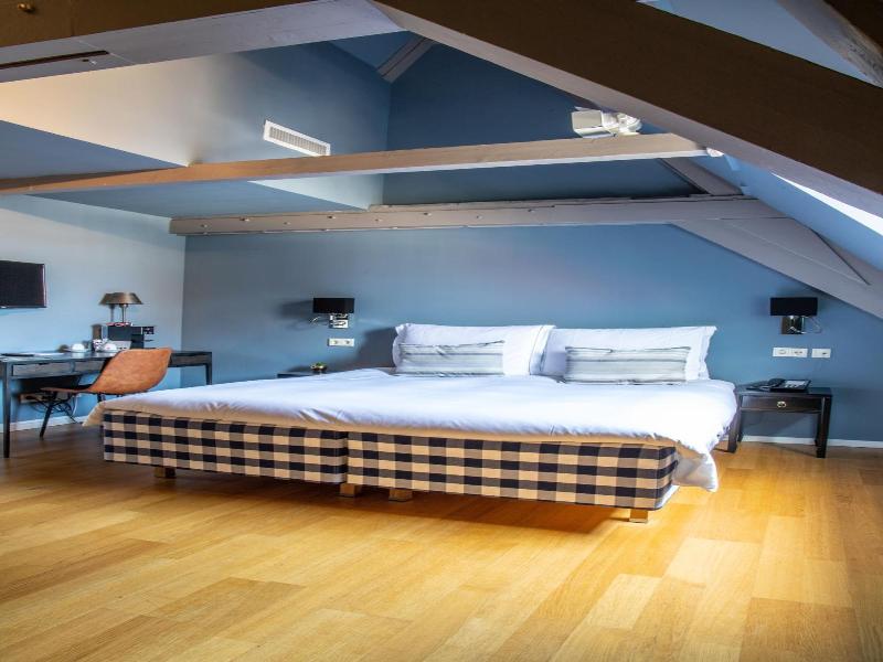 Hotel Ml image