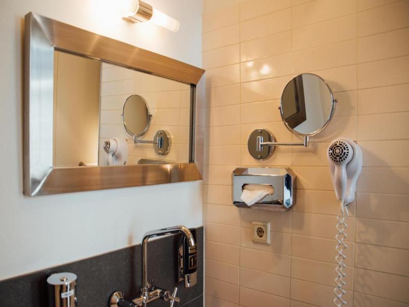 Hotel Ml image
