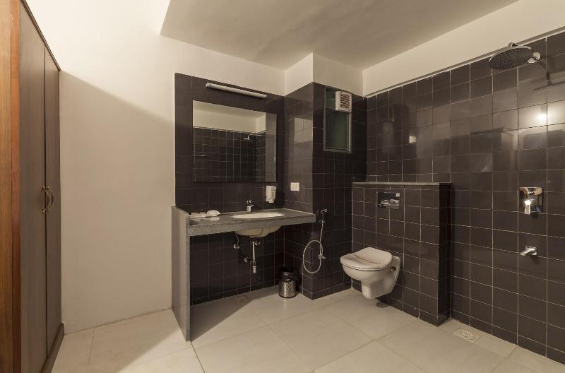 Krishna Inn - The Green Hotel 5