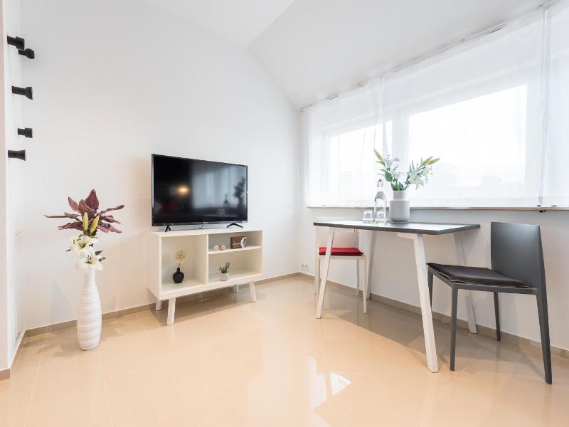 Friedrich Boutique Apartments image
