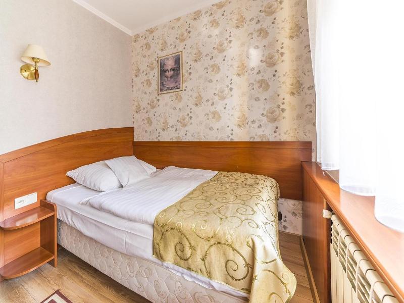 Hotel Doris image