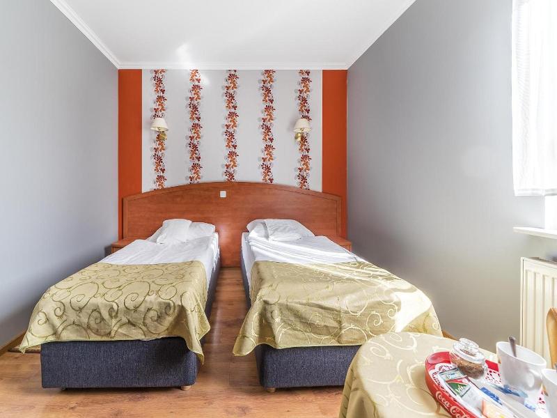 Hotel Doris image
