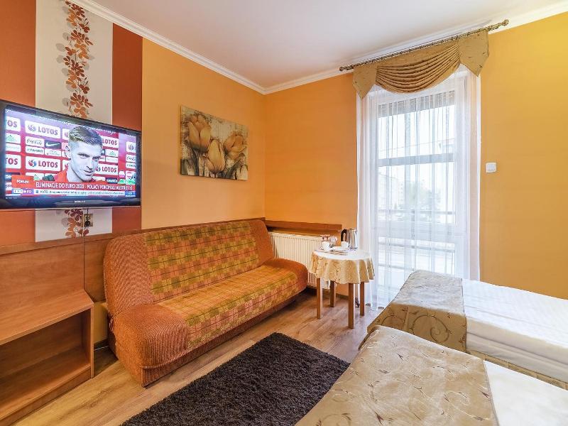 Hotel Doris image
