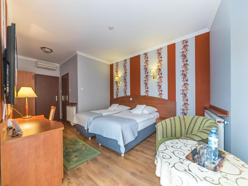Hotel Doris image