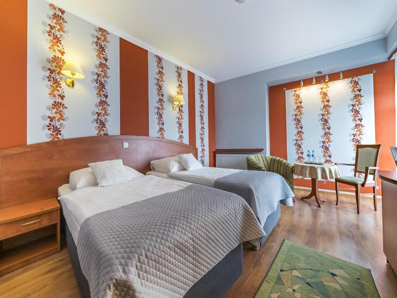 Hotel Doris image