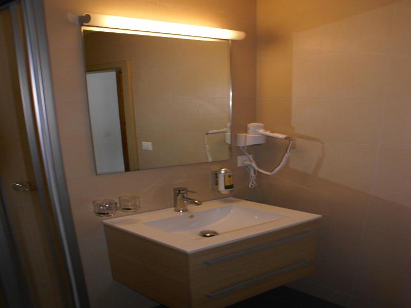 Hotel Bad Schwarzsee image