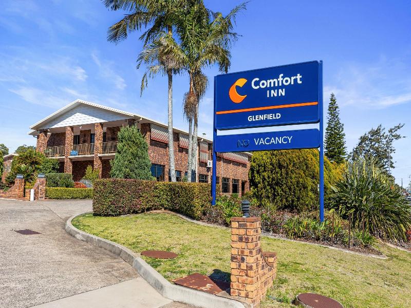 Comfort Inn Glenfield image