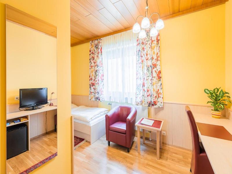 Hotel Garni Steinfeld image