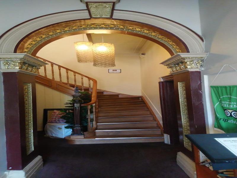 Delatite Hotel