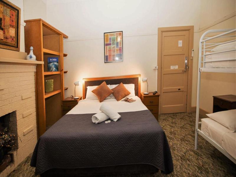 Delatite Hotel