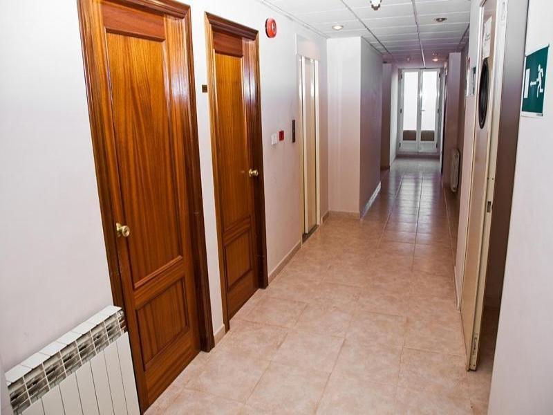 Hotel La Piqueta image