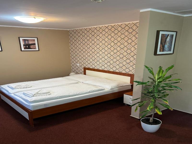 Hotel 21 image