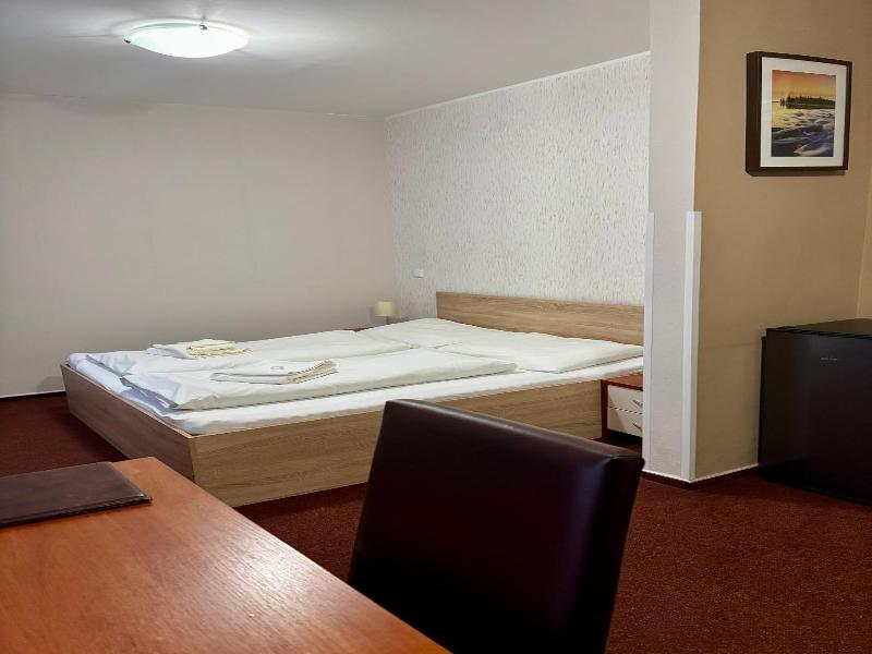 Hotel 21 image