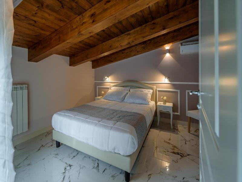 Marie Claire Apartments Spa image