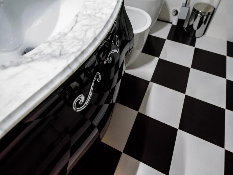 Marie Claire Apartments Spa image